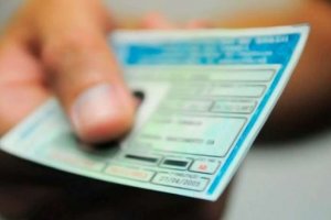 Nova lei garante habilitação gratuita para brasileiros de baixa renda