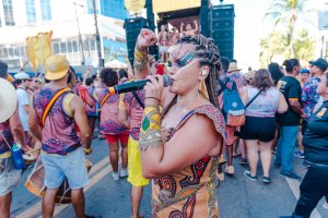 Bloco Rasgando o Couro Rock Maracatu confirma desfile nas prévias de Maceió em 2025