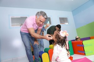 Alagoas se torna referência em políticas públicas de educação, afirma Rafael Brito durante inaugurações em Taquarana