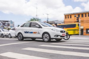 DMTT divulga lista de taxistas classificados para exploração do serviço