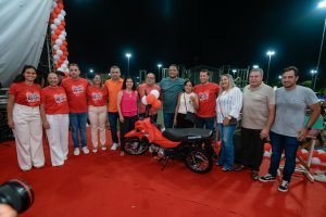 Remi Filho homenageia mães muricienses com sorteio de prêmios