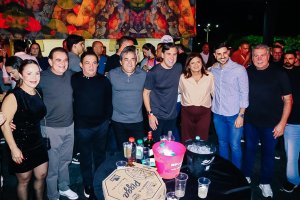 Deputado Remi Calheiros prestigia em Delmiro, Pedra Fest ladeado de lideranças do MDB