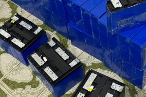 Polícia Civil prende três suspeitos por receptação de baterias de antenas de telefonia em Arapiraca