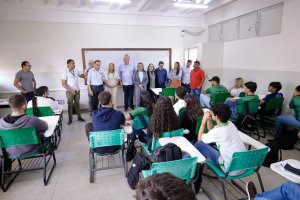 Prefeita Tia Júlia participa de entrega de equipamentos e inauguração de vestiário no IFAL de Palmeira