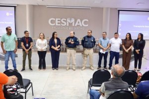 Motoristas da rede municipal de ensino de Palmeira participam de palestra com a Polícia Rodoviária Federal