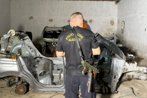 PC estoura galpão clandestino utilizado para desmanche de veículos em Maceió