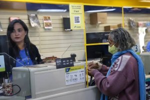 Correios já atenderam mais de 300 mil aposentados e pensionistas sobre descontos associativos indevidos