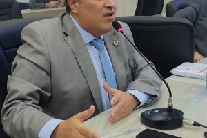 Por recomendação médica, vereador Samyr Malta participa de sessões online na Câmara de Maceió