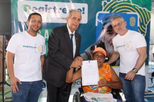 Registre-se! entrega 630 certidões de nascimento em Maceió