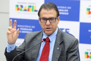 Brasil registrou 71,5 mil postos formais de trabalho em março
