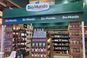 Bio Mundo investe mais de R$ 2 milhões em incentivos para novas franquias após sucesso na ABF 2025