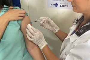 Vacinação contra Influenza e Pneumonia é ampliada para pacientes acamados