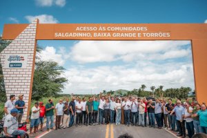 Paulo Dantas investe mais de R$ 30 milhões e entrega rodovia que liga São José da Tapera ao povoado Torrões