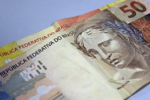 IOF: Representantes da indústria querem participar de ação no STF