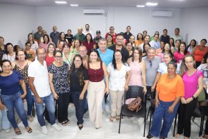 Gestão Vanessa e Ravena concede mais um reajuste salarial de 7% a servidores da educação de São José da Laje