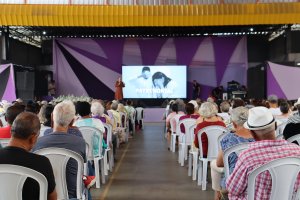 Junho Violeta: evento do Sesc aborda enfrentamento da violência contra a pessoa idosa