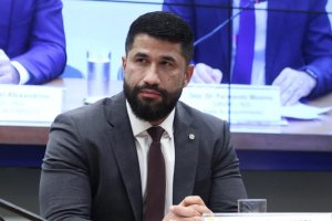 Fabio Costa critica ação do STF contra Ramagem e comemora decisão da Câmara: “Vitória”