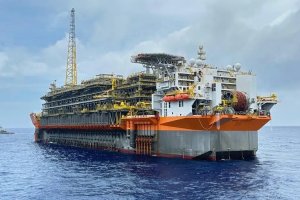 Petrobras descobre óleo de qualidade na Bacia de Santos