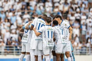 Com um gol em cada tempo, CSA e Figueirense empatam no Rei Pelé 