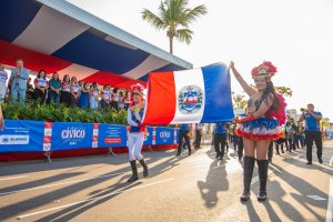 Seduc lança concurso de redação para definir pelotões do Desfile Cívico Estudantil 2025