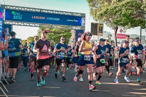 Corrida Nacional do Sesi movimenta Maceió no Dia do Trabalhador com 1.500 participantes