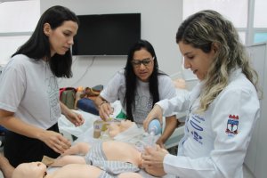 HUPAA promoveu curso de reanimação do recém-nascido