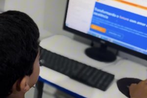 Santana do Mundaú avança no ensino para uso consciente da Inteligência Artificial