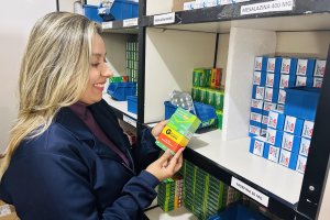 Farmacêutica da Sesau esclarece a diferença do medicamento original, genérico e similar