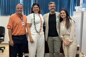 Vice-presidente da Ebserh visita o HUPAA e reforça compromisso com assistência, ensino, pesquisa e inovação