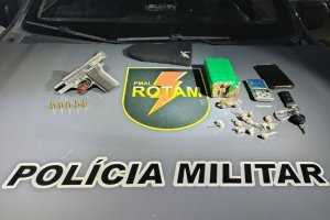 Em ações de combate ao tráfico, PM-AL apreende drogas e arma na parte alta de Maceió