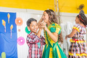 Projeto Mais Pela Educação leva escola em tempo integral para 900 crianças da parte alta de Maceió