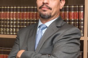 Especialista aponta distorções na tributação brasileira e defende isenção do IR até R$ 5 mil