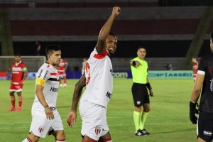 CRB perde para o Botafogo-SP e sai do G4 na Série B