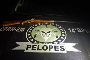 PM apreende entorpecentes e arma de fogo na Zona da Mata alagoana