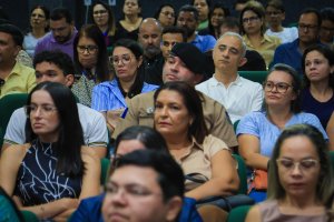 Alagoas mobiliza comunidade educacional e sociedade civil em evento sobre usos de dispositivos digitais
