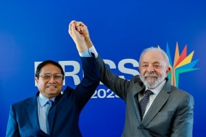Lula e primeiro-ministro do Vietnã comemoram avanços nas relações bilaterais