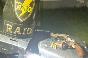 Companhia de Raio prende suspeito de ameaçar vizinhos com arma em Rio Largo