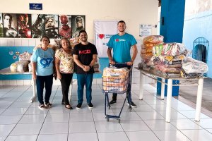 Alagoas Sem Fome doa alimentos e enxovais para o Lar Sementes do Amanhã