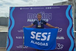Três provas, três ouros: nadador do Sesi Alagoas brilha em seletiva paralímpica