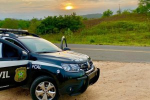 Polícia Civil cumpre mandados contra suspeitos de homicídios e atuação em facções criminosas