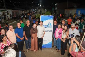 Prefeita Ângela Vanessa entrega obras de reestruturação do bairro Novo Tijuca