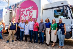 Rodrigo Cunha celebra parceria com Hospital de Amor para exames de mamografia em Maceió