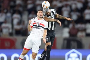 Botafogo pressiona, mas jogo contra o São Paulo pela Libertadores termina empatado