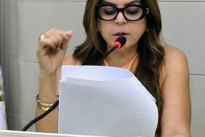 Silvania Barbosa alerta sobre  crescimento do suicídio infantojuvenil e propõe força-tarefa entre os setores da sociedade
