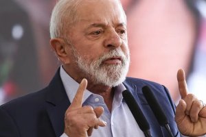 Lula diz que Motta descumpriu acordo e derrubada do IOF foi absurda