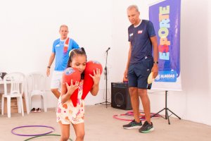 Dia D do Alagoas Sem Fome beneficia moradores do Prado