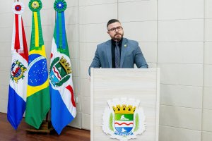 Após reivindicações do vereador Delegado Thiago Prado, barracos da Praça Sinimbu são removidos