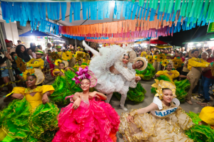Apresentações de quadrilhas e shows de forró no Bairro Pimenteira marcam a abertura da Caravana do Forró, em Campo Alegre