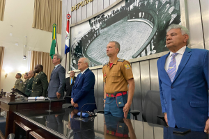 Cúpula do Corpo de Bombeiros prestigia homenagem ao general André Luiz Aguiar Ribeiro