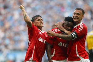 Inter vence o Grêmio na Arena e sai em vantagem na final do Gauchão